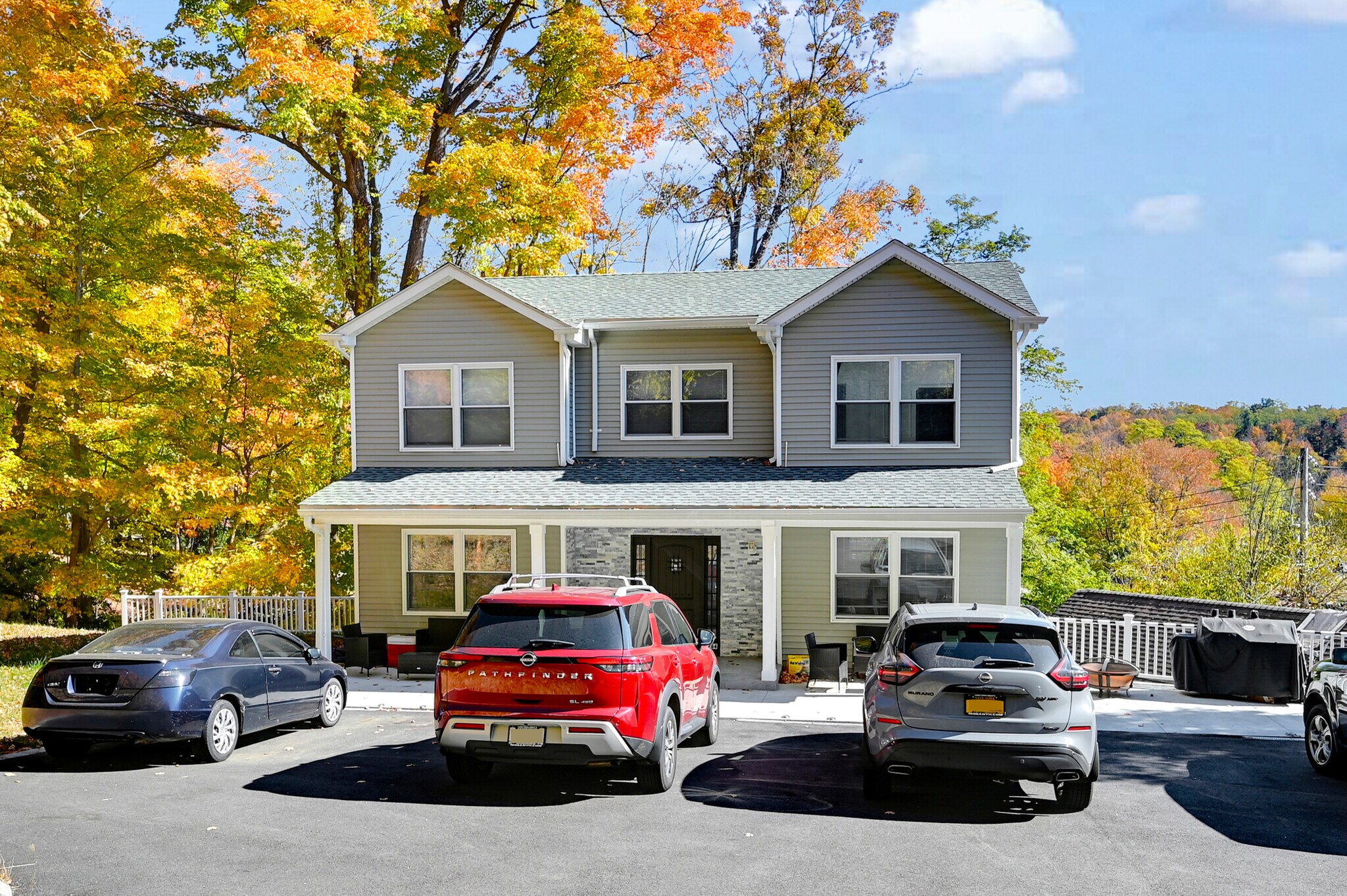 Hxh & Qty Realty LLC portefeuille de 2 propriétés à vendre sur LoopNet.ca Photo du bâtiment- Image 1 de 29