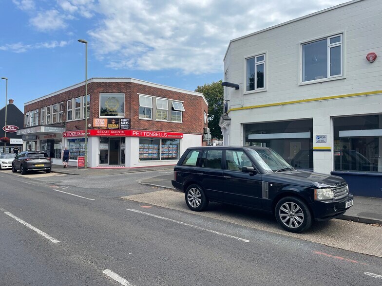 23-25 Old Milton Rd, New Milton à louer - Photo du bâtiment - Image 3 de 3