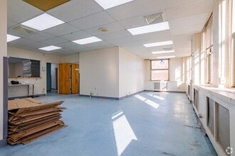 90-04 161st St, Jamaica, NY for lease Interior Photo- Image 2 of 5