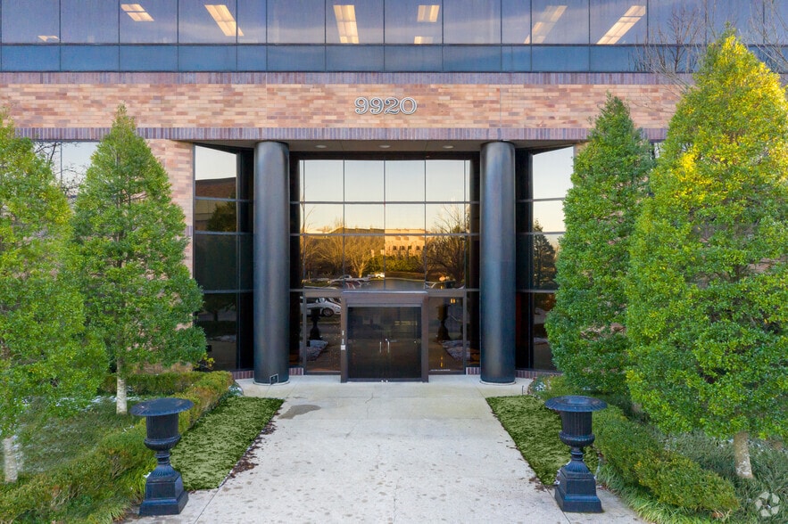 9920 Corporate Campus Dr, Louisville, KY for sale - Building Photo - Image 3 of 10