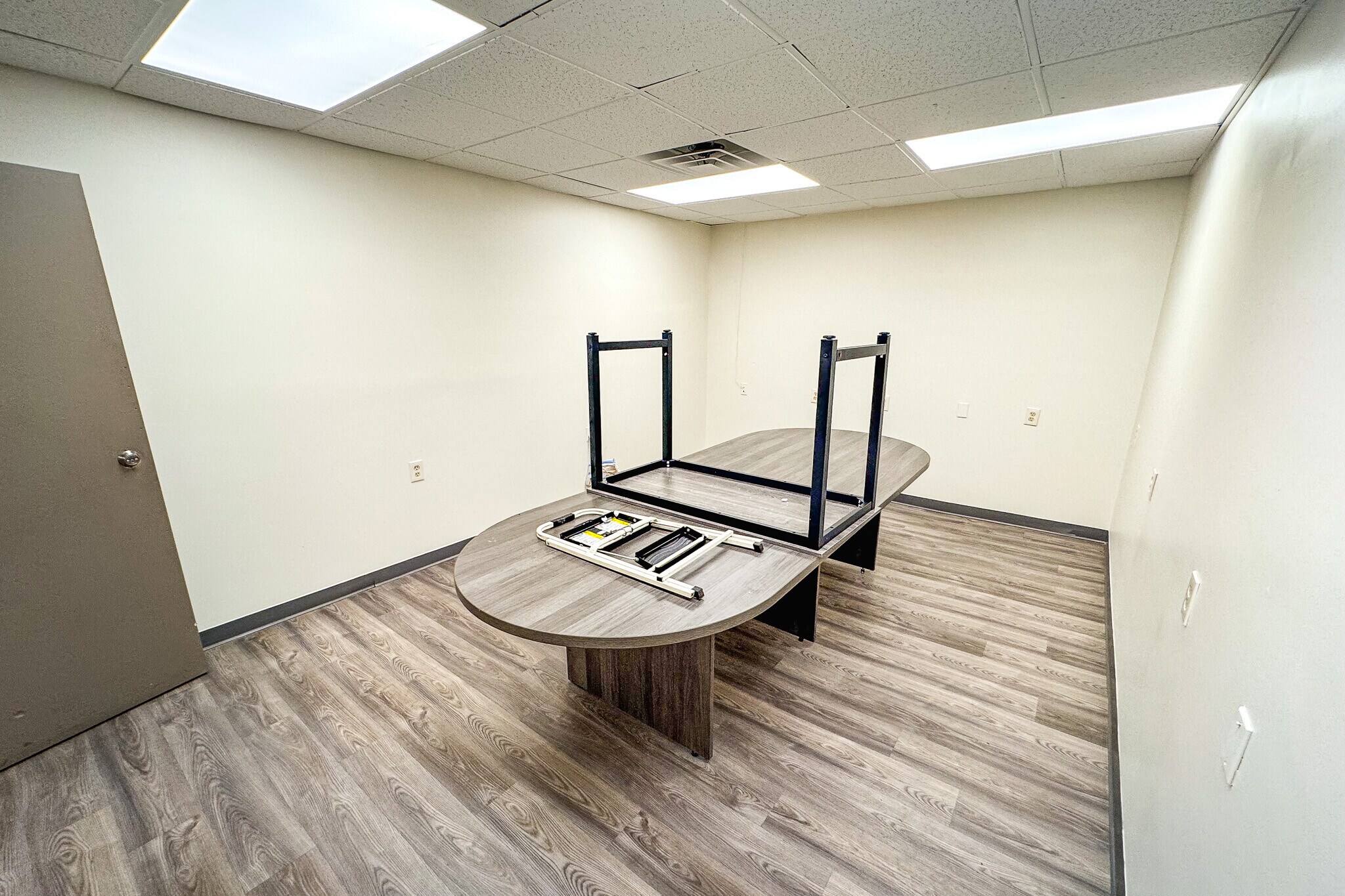 1525 Shelburne Rd, Burlington, VT for lease Interior Photo- Image 1 of 6