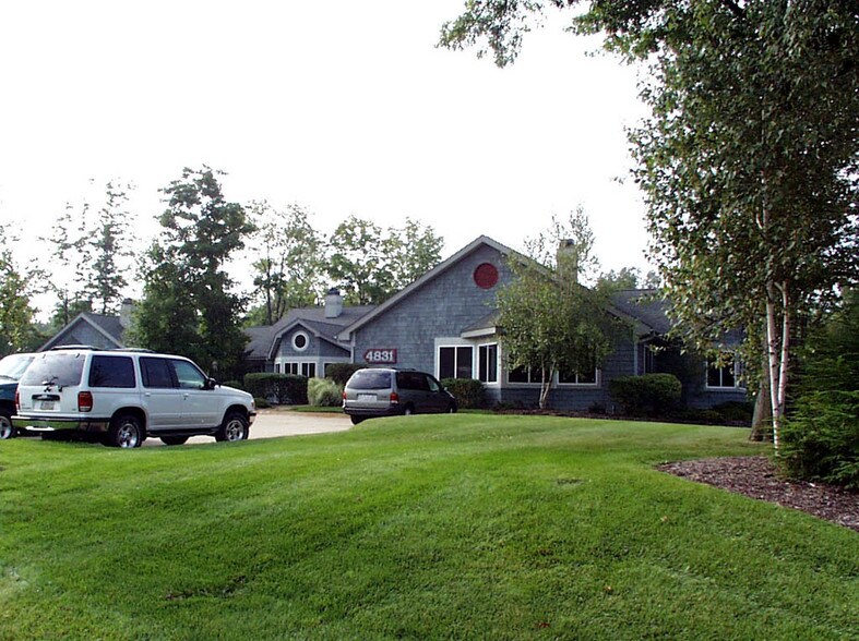 4831 Darrow Rd, Stow, OH à louer - Autre - Image 2 de 24