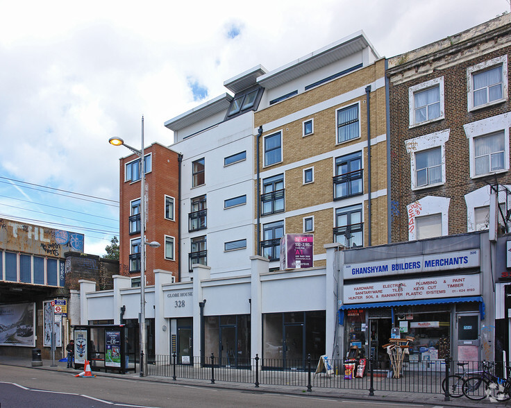 328 Kilburn High Rd, London à vendre - Photo du bâtiment - Image 3 de 4