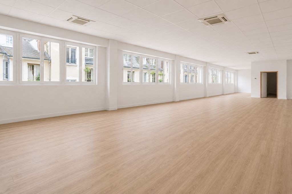 100 Rue Du Faubourg Saint-Antoine, Paris for lease Building Photo- Image 1 of 31