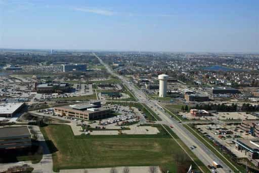 5800 University Ave, West Des Moines, IA à vendre Photo du bâtiment- Image 1 de 16
