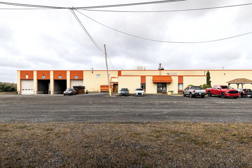 2620 Rue Bernard-Pilon, Saint-Mathieu-de-Beloeil, QC à vendre - Photo du bâtiment - Image 2 de 22