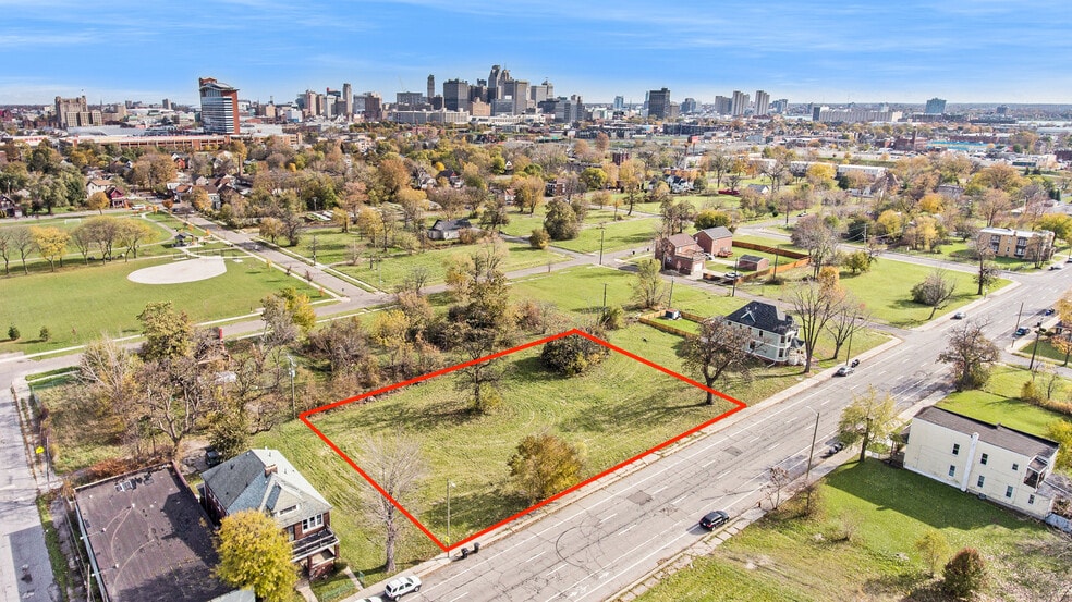 3044 14th, Detroit, MI for sale - Primary Photo - Image 1 of 4