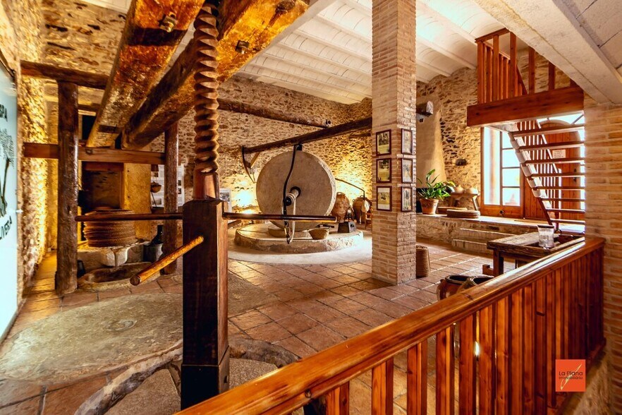 Services hôteliers dans Masdenverge, Tarragona à vendre - Photo du bâtiment - Image 3 de 38