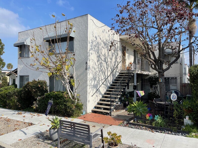 810 Belmont Ave, Long Beach, CA à vendre - Photo du bâtiment - Image 3 de 6