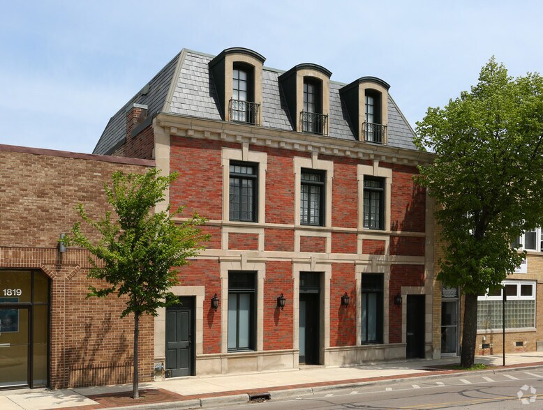 1817 Church St, Evanston, IL à vendre - Photo du bâtiment - Image 2 de 45