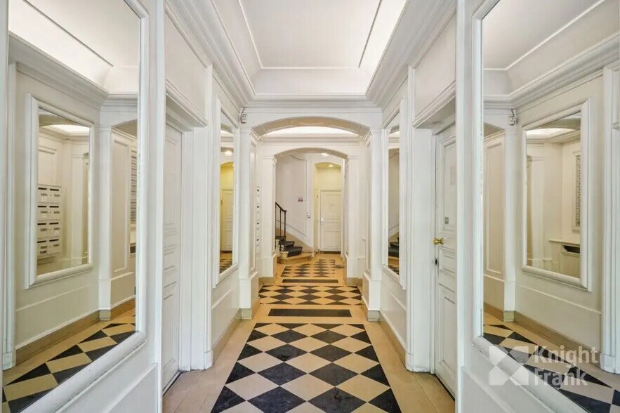 35 Avenue de Friedland, Paris à louer - Photo du bâtiment - Image 2 de 16