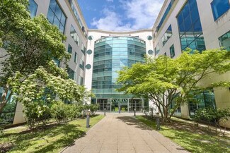 Plus de détails pour 17 Rue Paul Dautier, Vélizy-Villacoublay - Bureau à louer