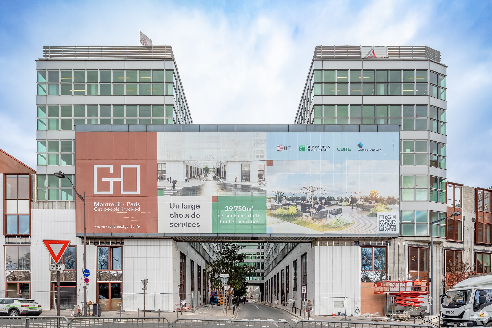 Avenue Léon Gaumont, Montreuil for lease Primary Photo- Image 1 of 6