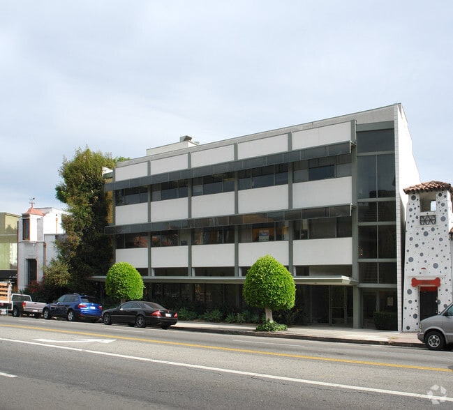 5967 W 3rd St, Los Angeles, CA for lease - Primary Photo - Image 1 of 6