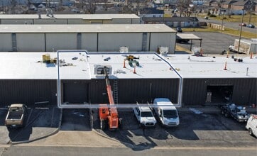 555-559 N 13th St, Rogers, AR for lease Building Photo- Image 1 of 7