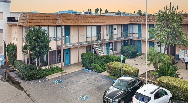 1283 E Main St, El Cajon, CA for sale - Building Photo - Image 1 of 3