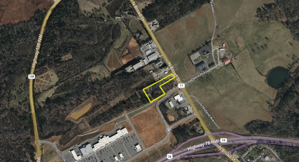 809 N Broad St, Monroe, GA à vendre Photo du bâtiment- Image 1 de 4