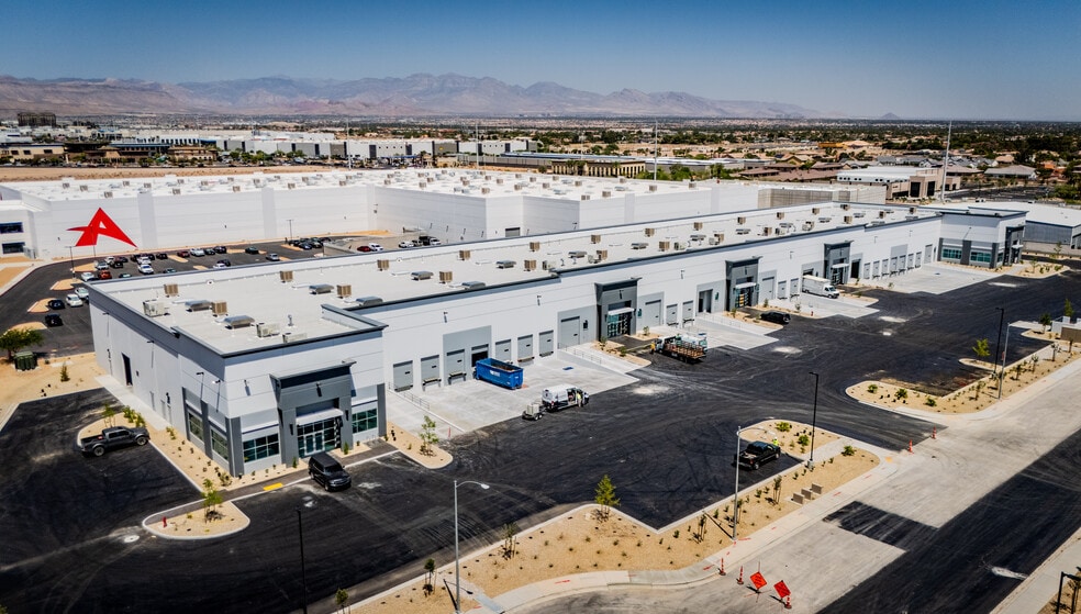 6551 Westwind Rd, Las Vegas, NV for lease - Building Photo - Image 2 of 5