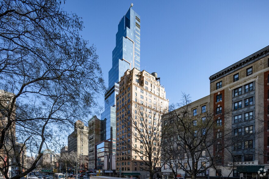 2628 Broadway, New York, NY à louer - Photo du bâtiment - Image 2 de 7