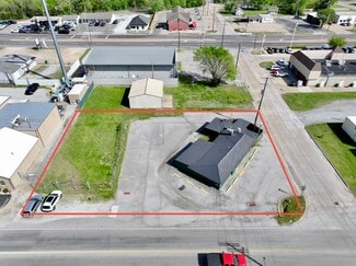 Plus de détails pour 500 N J. M. Davis Blvd, Claremore, OK - Commerce de détail à vendre