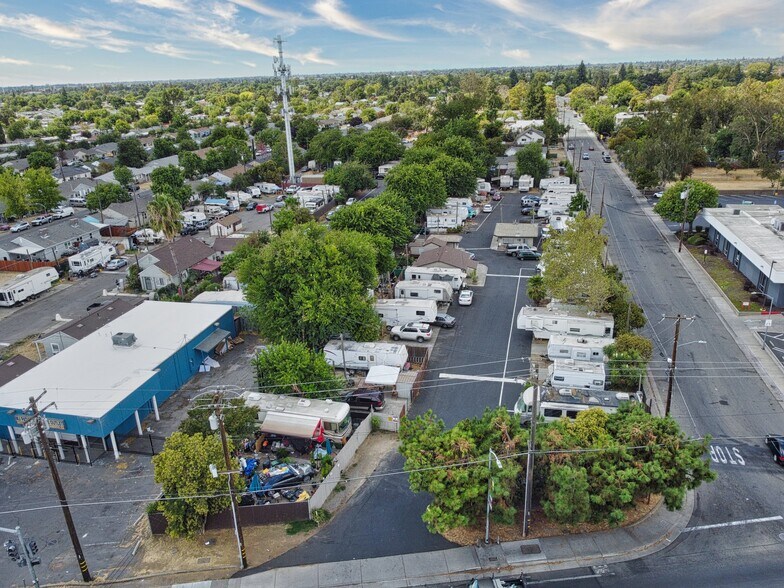 5800 Stockton Blvd, Sacramento, CA à vendre - Photo du bâtiment - Image 2 de 61