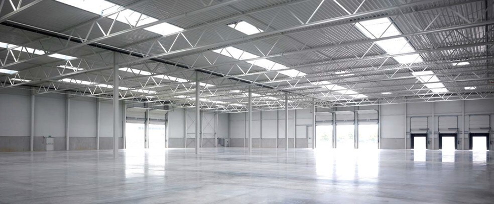 Foxhunter Dr, Milton Keynes à louer - Photo intérieure - Image 3 de 5