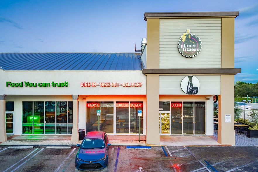 10858 SW 104th St, Miami, FL for lease - Building Photo - Image 3 of 14