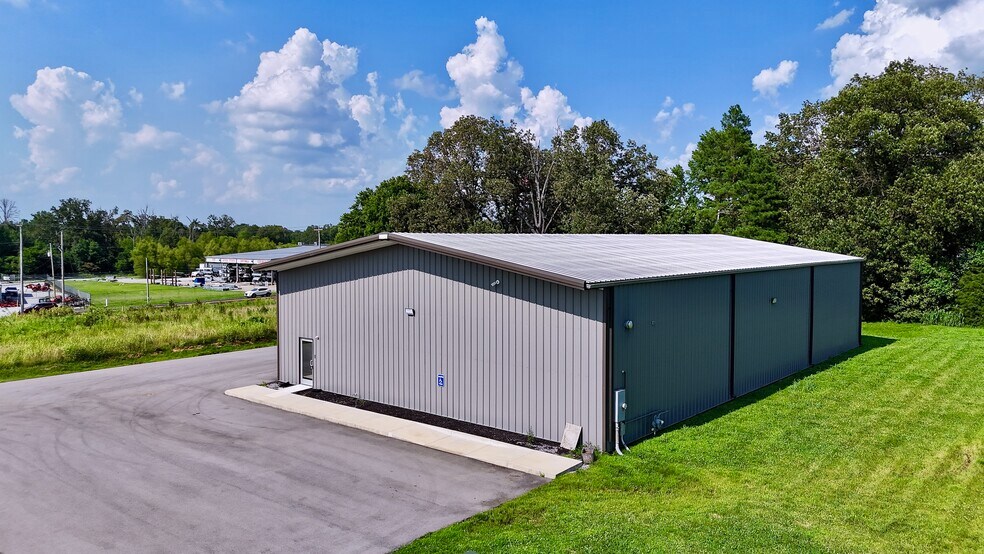 1084 Falconite Oakes Dr, Paducah, KY à louer - Photo du bâtiment - Image 3 de 29