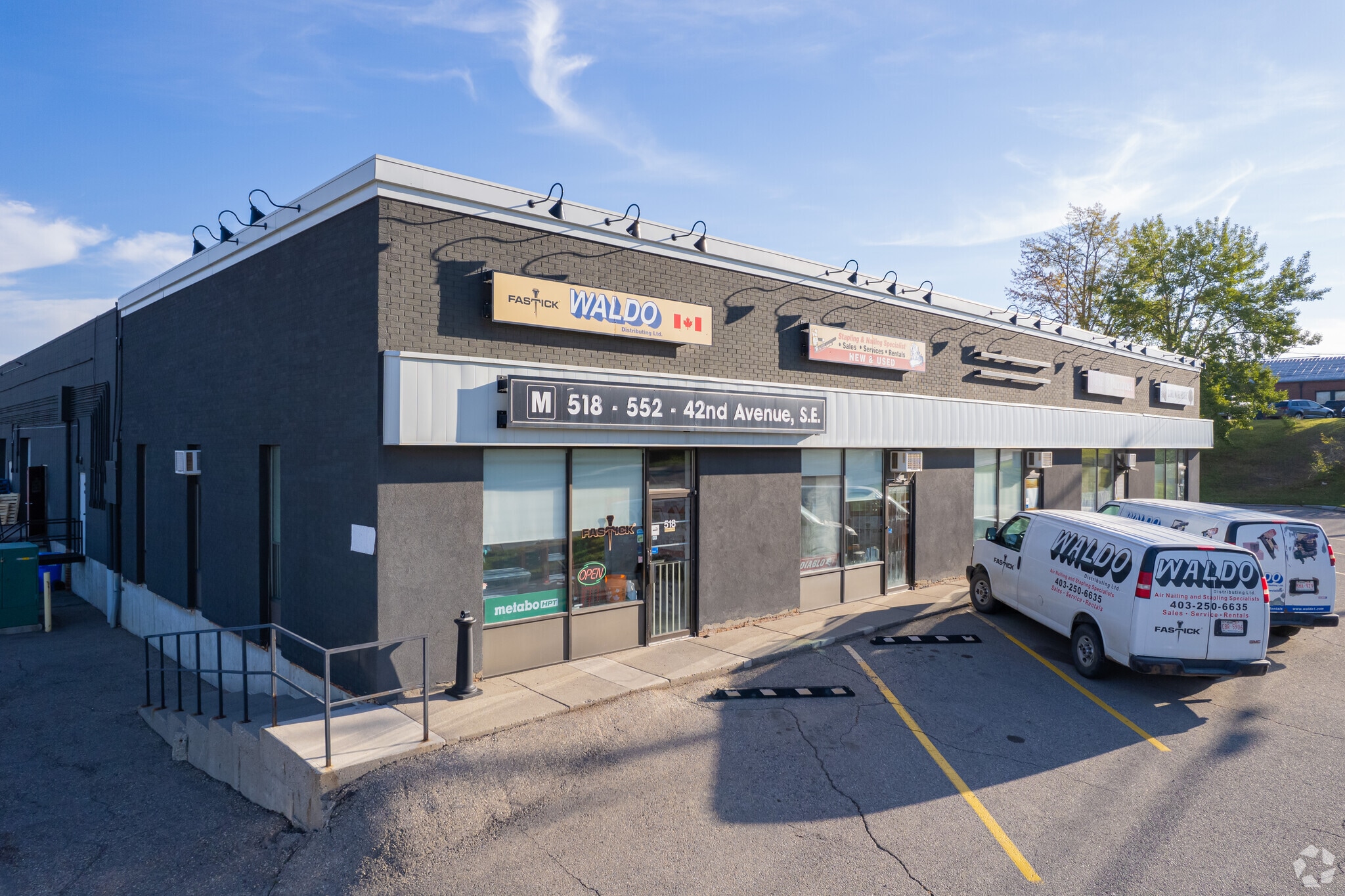 518-552 42nd Ave SE, Calgary, AB for lease Primary Photo- Image 1 of 6