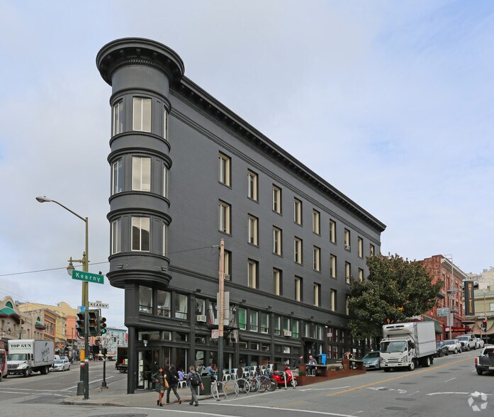 200-222 Columbus Ave, San Francisco, CA à louer - Photo du bâtiment - Image 3 de 7