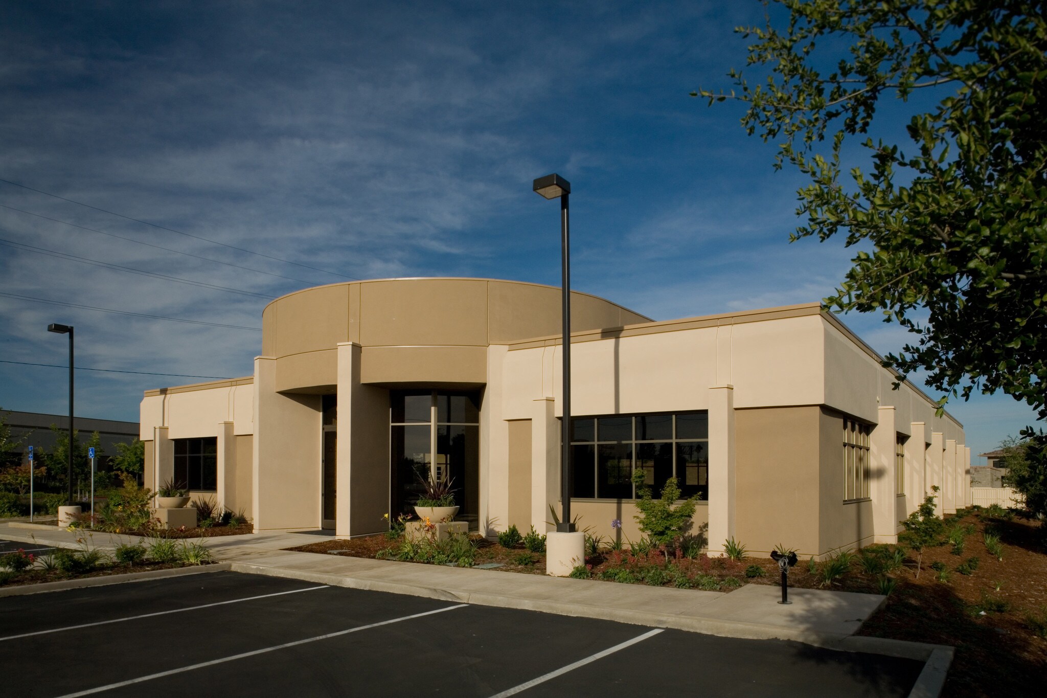 9290 W Stockton Blvd, Elk Grove, CA à louer Photo principale- Image 1 de 3