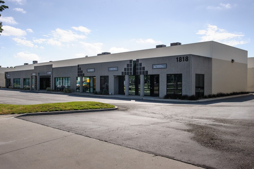 1818 Peacock Blvd, Oceanside, CA à louer - Photo du bâtiment - Image 2 de 9