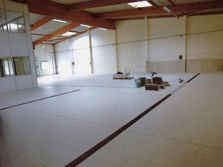 Office in Décines-Charpieu for lease - Interior Photo - Image 3 of 6