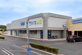 Plus de détails pour 5881-5965 Warner Ave, Huntington Beach, CA - Commerce de détail à louer