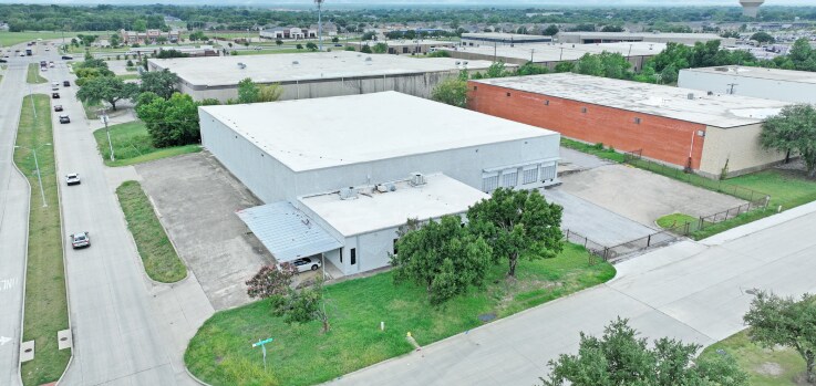 133 S Town East Blvd S, Mesquite, TX à vendre Photo du bâtiment- Image 1 de 3
