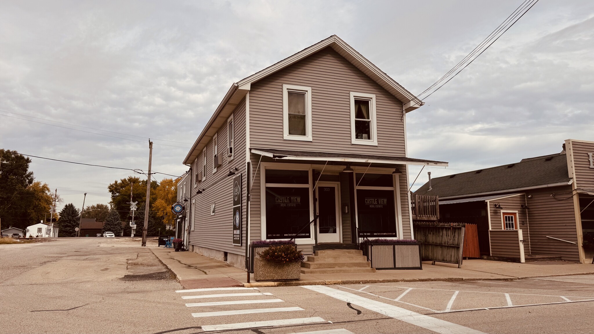 301-305 E Main St, Maple Park, IL for sale Building Photo- Image 1 of 5