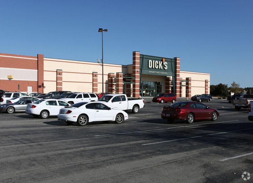 1112 Western Blvd, Jacksonville, NC for sale - Building Photo - Image 2 of 4
