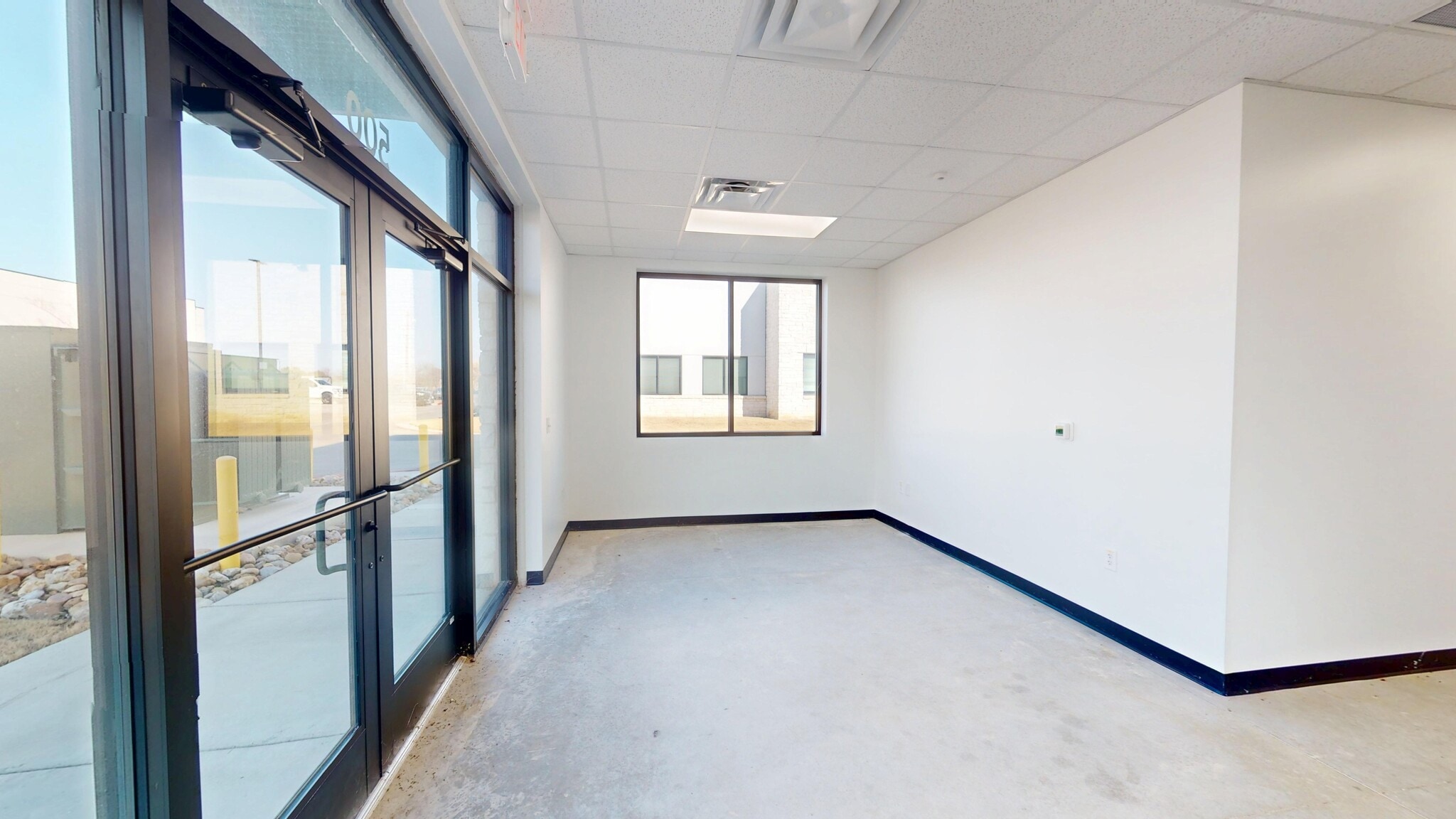 2500 NE Inner Loop, Georgetown, TX for lease Interior Photo- Image 1 of 6