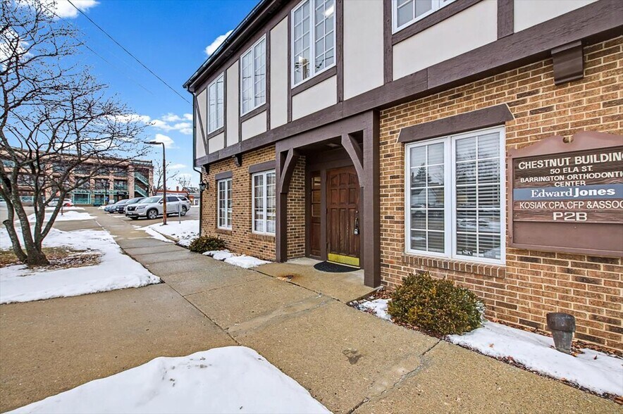 50 Ela St, Barrington, IL à louer - Photo du bâtiment - Image 2 de 26