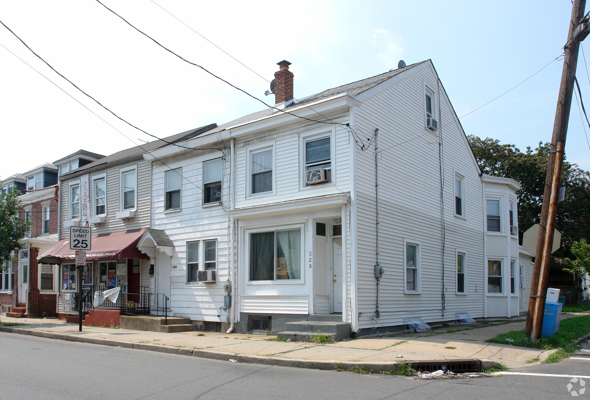 324 Liberty St, Trenton, NJ à vendre Photo du bâtiment- Image 1 de 1