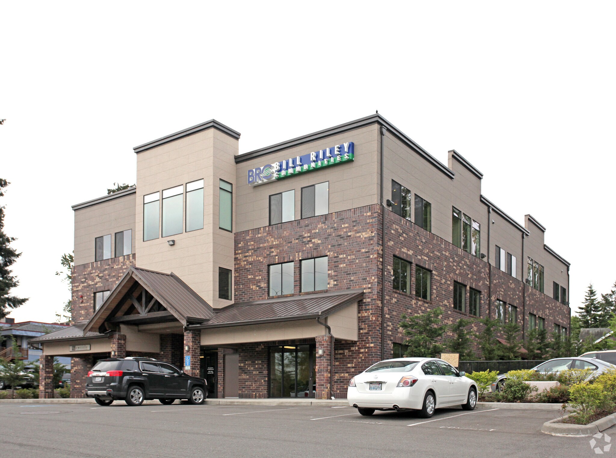 1002 39th Ave SW, Puyallup, WA for lease Primary Photo- Image 1 of 4