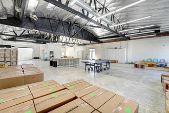 11124 Washington Blvd, Culver City, CA à louer Photo intérieure- Image 1 de 7