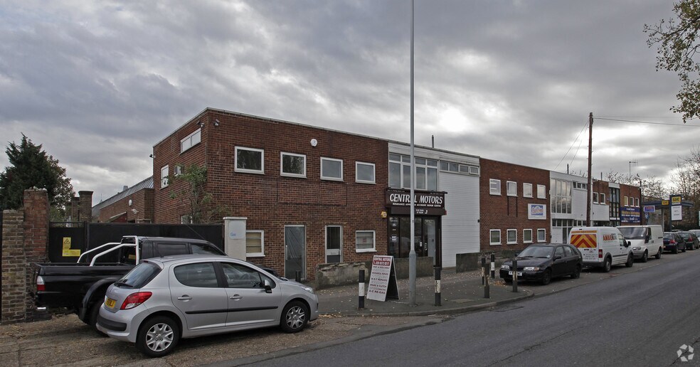 Printing House Ln, Hayes à louer - Photo du bâtiment - Image 3 de 4