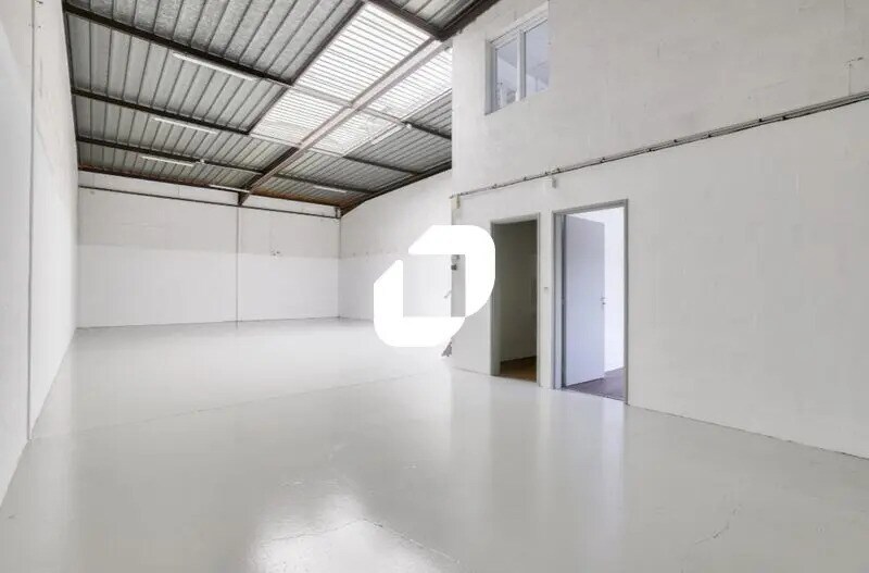 Flex in SAINT-OUEN-L'AUMONE for lease - Interior Photo - Image 3 of 4