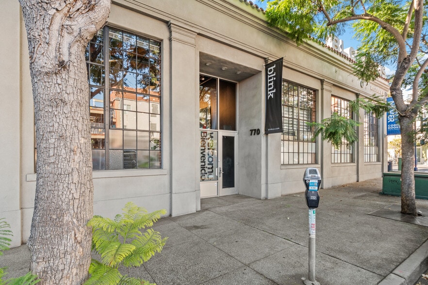 1025-1045 F St, San Diego, CA à louer - Photo du bâtiment - Image 2 de 14