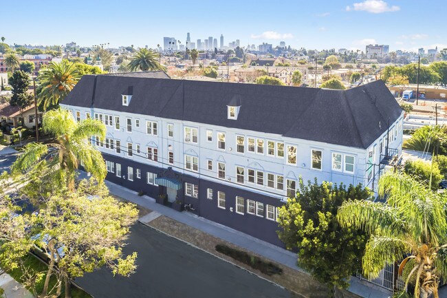 More details for 4108 Marathon St, Los Angeles, CA - Multifamily for Sale