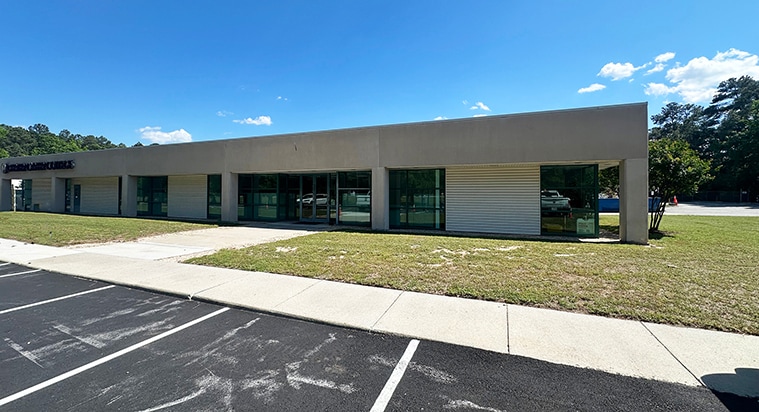 751-761 W Hundred Rd, Chester, VA for lease Building Photo- Image 1 of 8