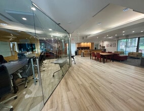 1266 Manning Pky, Powell, OH à louer Photo intérieure- Image 2 de 7