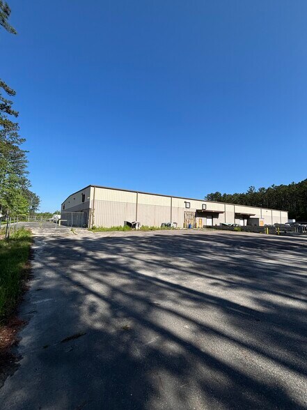 605 Bob Gifford Blvd, Early Branch, SC à louer - Photo du bâtiment - Image 2 de 24