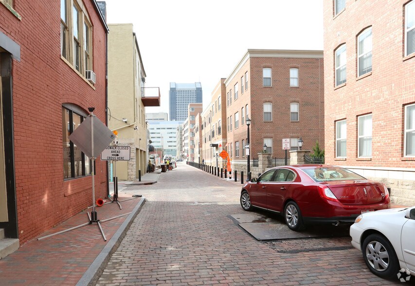 200 S Wall St, Columbus, OH for sale - Building Photo - Image 2 of 5